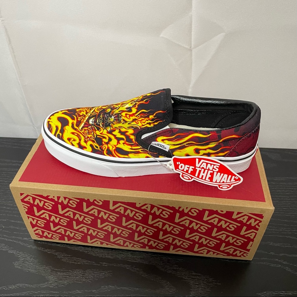 Sold - Samurai Rising Blk/Trwht size mens 8.5 women's 10 NWT